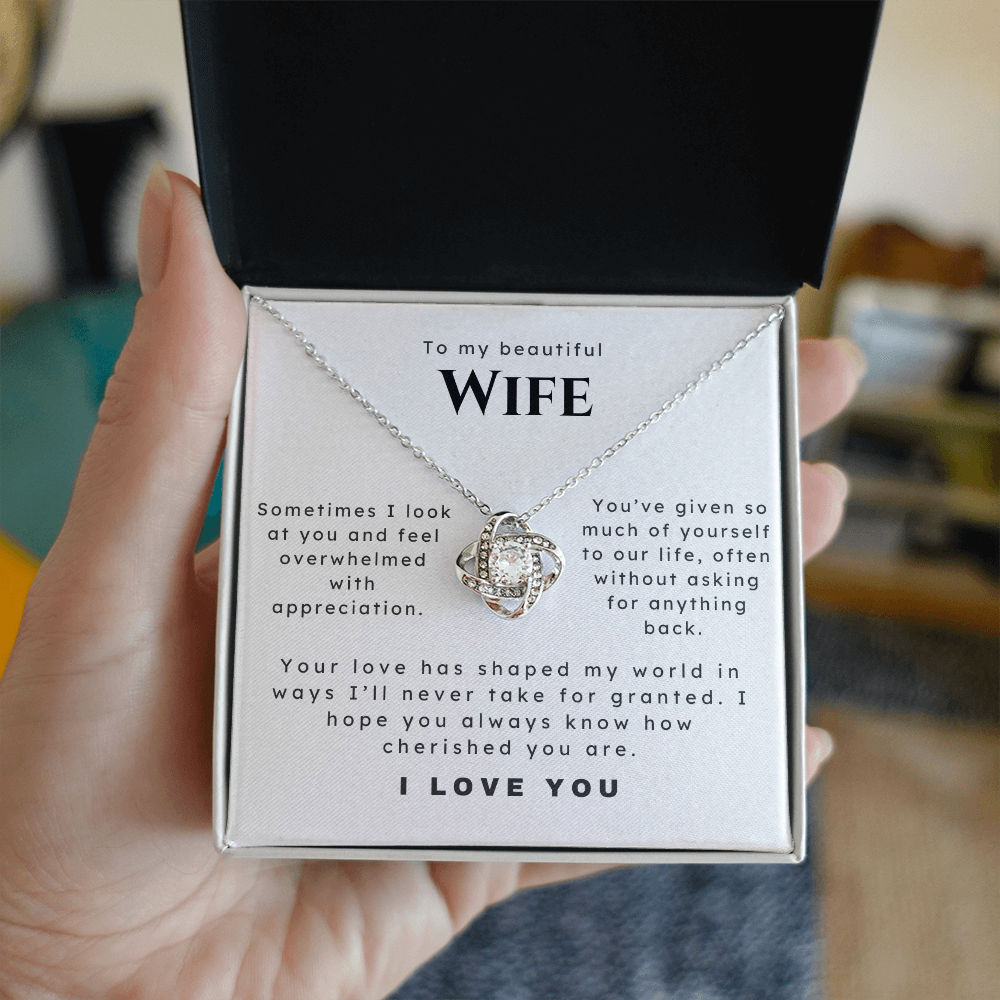 The Love She Brought That Changed My World (A Great Romantic Gift for Wife)