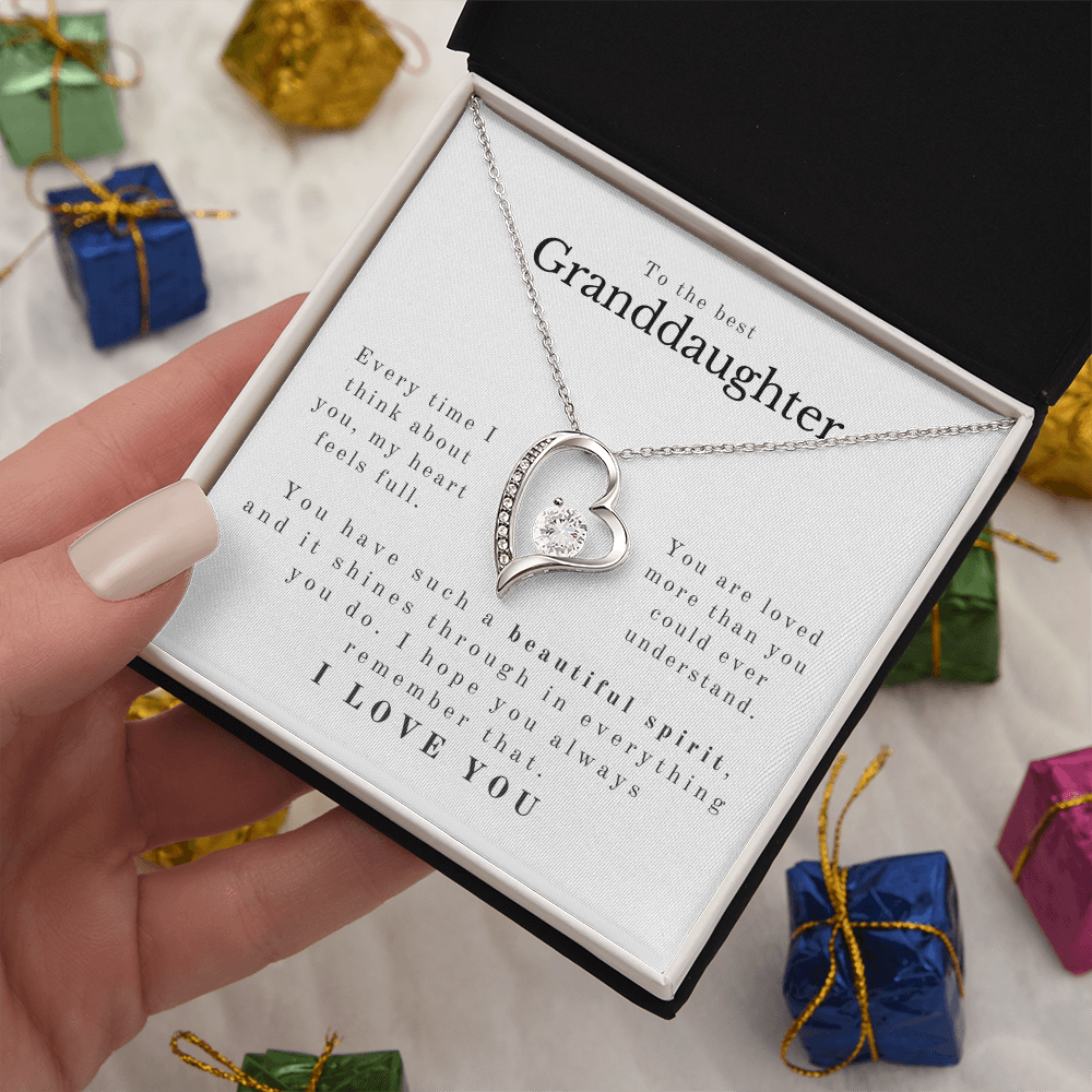 A Spirit That Fills the Heart (A Beautiful and Thoughtful Gift for Granddaughter)